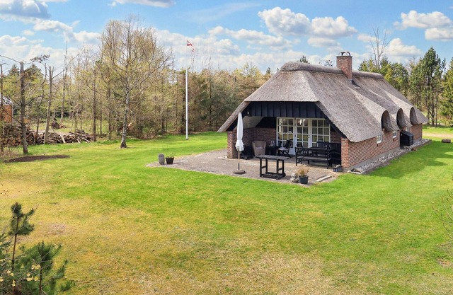 6 person holiday home in Jerup-By Traum