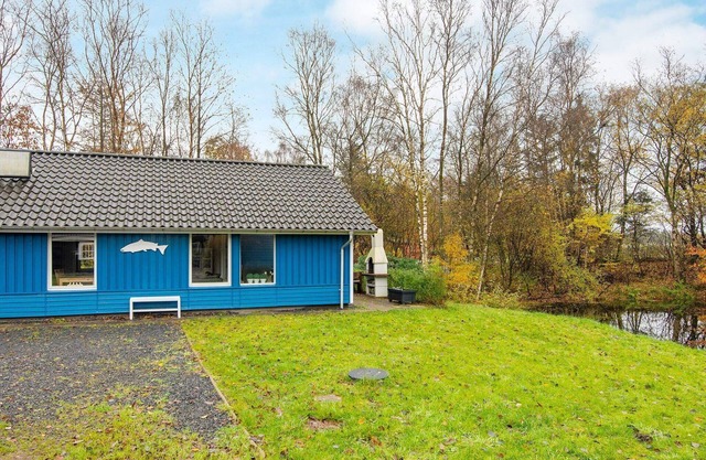 6 person holiday home in Kibæk