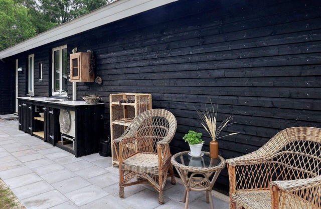 6 person holiday home in Læsø