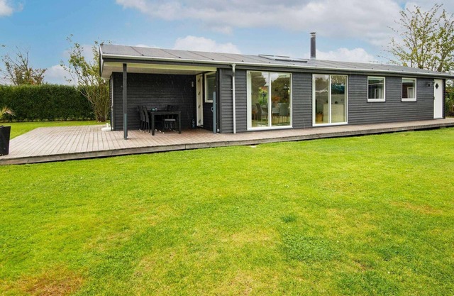 6 person holiday home in Odder