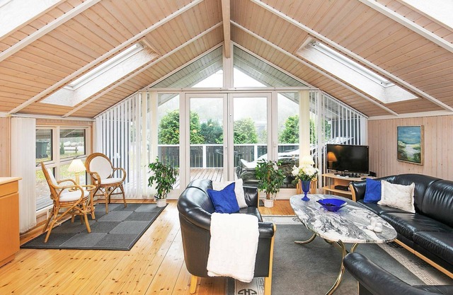 6 person holiday home in Rødby