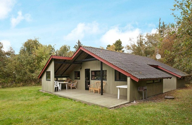 6 person holiday home in Rødby