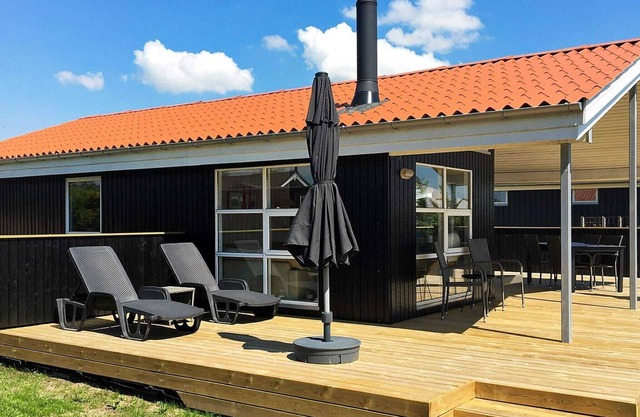 6 person holiday home in Rønde-By Traum