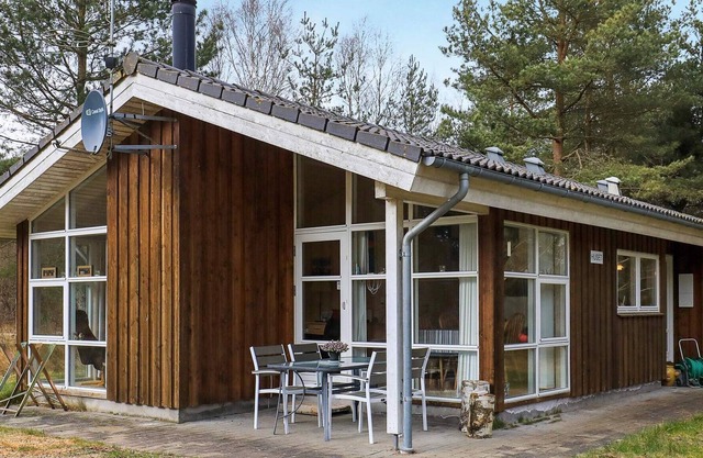 6 person holiday home in Sæby