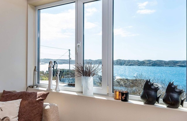 6 person holiday home in BØMLO