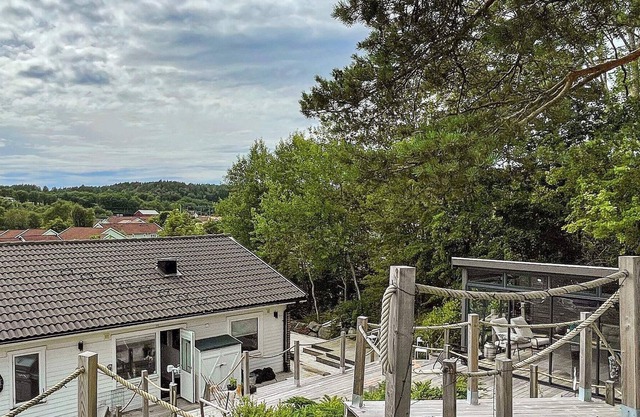 6 person holiday home in KOLLERED