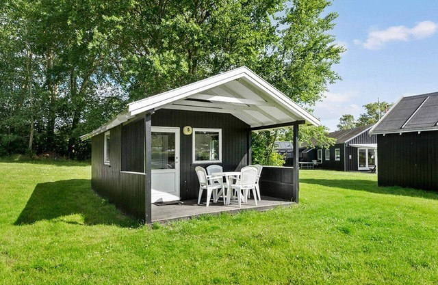 6 person holiday park home in Malling