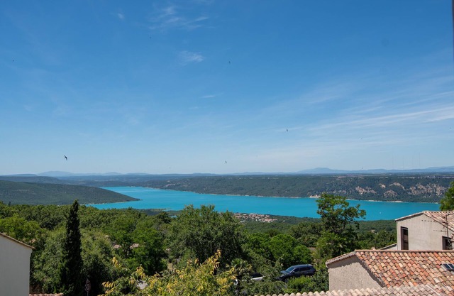 6 St Baume Studio vue lac Sainte Croix