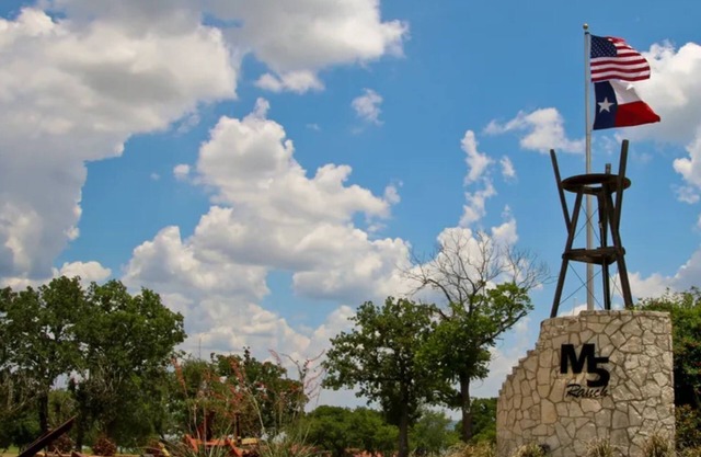 60-Acre Rustic Elegance - Perfect for Corporate Retreats or Family Gatherings
