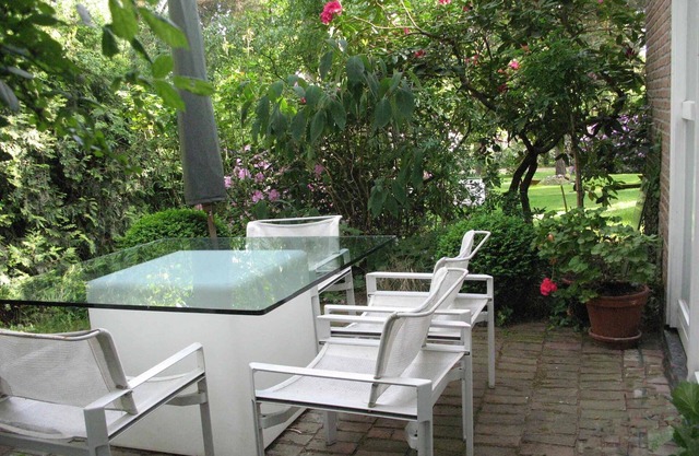 65sqm apartment rental on park-like grounds, the South v. Hamburg