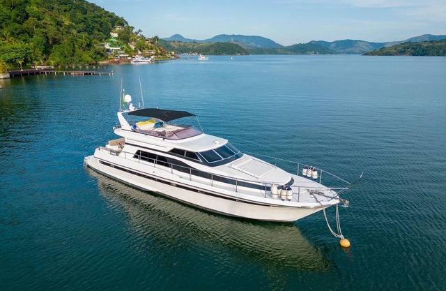 66ft luxury yacht in Angra dos Reis - Boa006