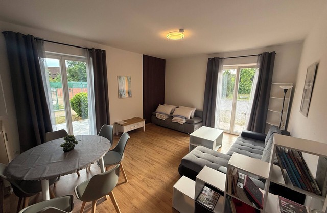 7/10 Apartment