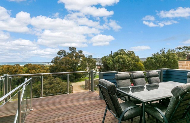 7 Almira -Premium Holiday Home Really Offers It All.