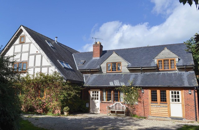 7 bedroom accommodation in Montgomery