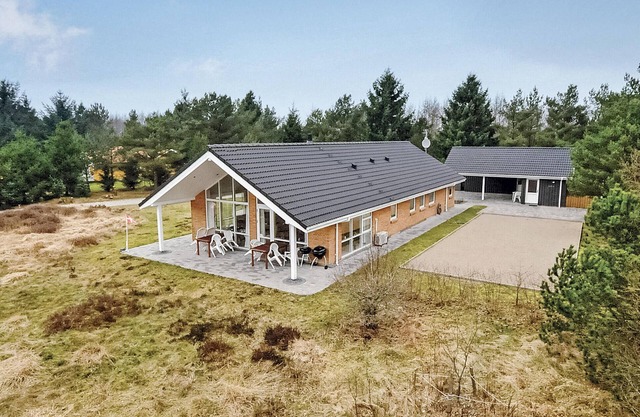 7 bedroom stunning home in Herning