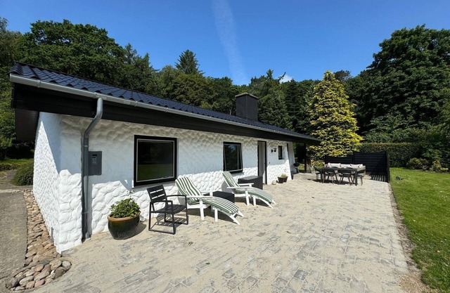 7 person holiday home in Ebeltoft-By Traum