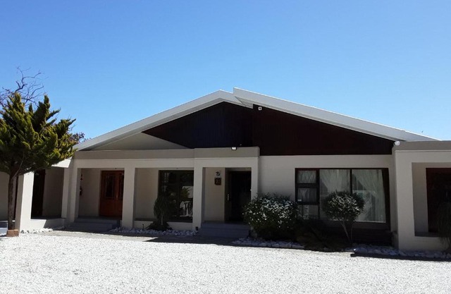 71 on Albert Guest House