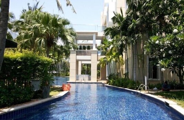 #717-N1 2BR villas with pool access