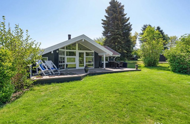 Holiday Hejsager 