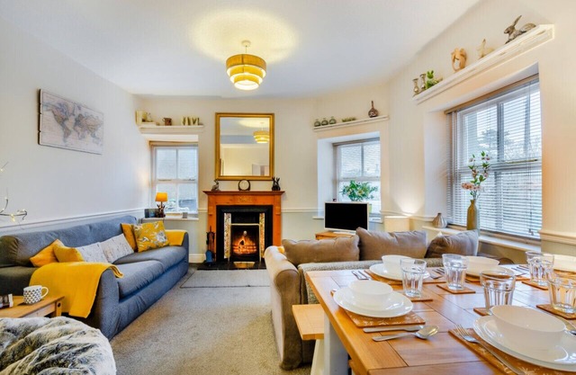 75 Station Road - Four Bedroom House, Sleeps 6