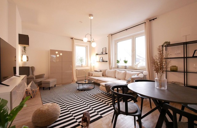 75m², central, cosy, own parking space