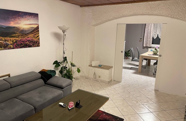 75sqm, renovated 2024, fireplace, fully furnished, 1st floor, smart TV, wifi, 2-4 persons