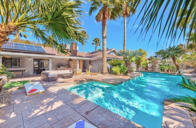777Rentals - 7BR/5BA - Serenity 2 Estate