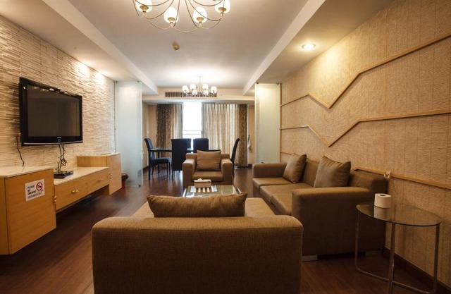 7D-Short-term rental allowed-3BRs Downtown Bangkok