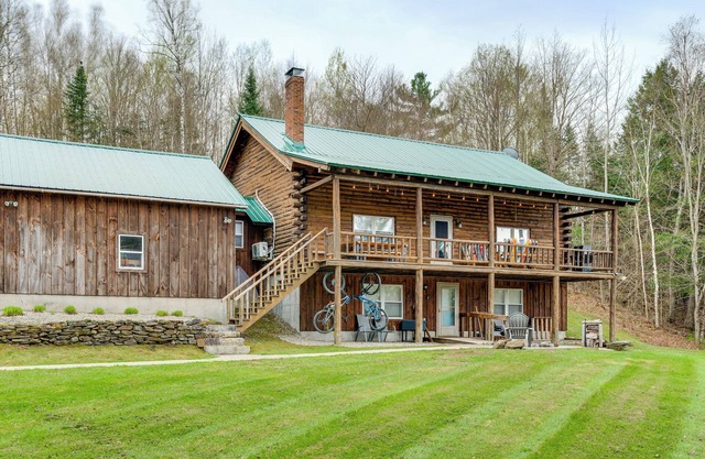8 Mi to Kingdom Trails: Spacious Home w/Game Room