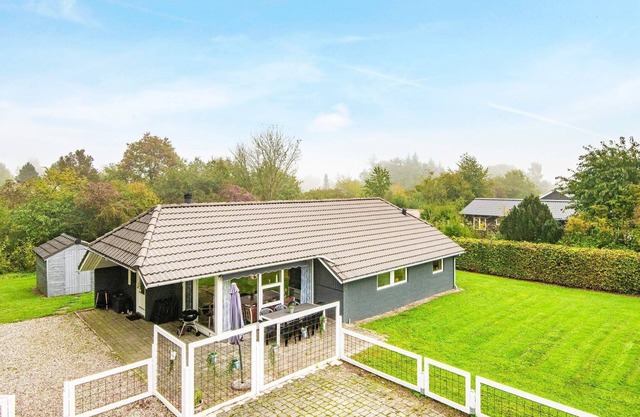 8 person holiday home in Juelsminde-By Traum