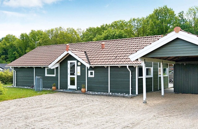 8 person holiday home in Juelsminde-By Traum
