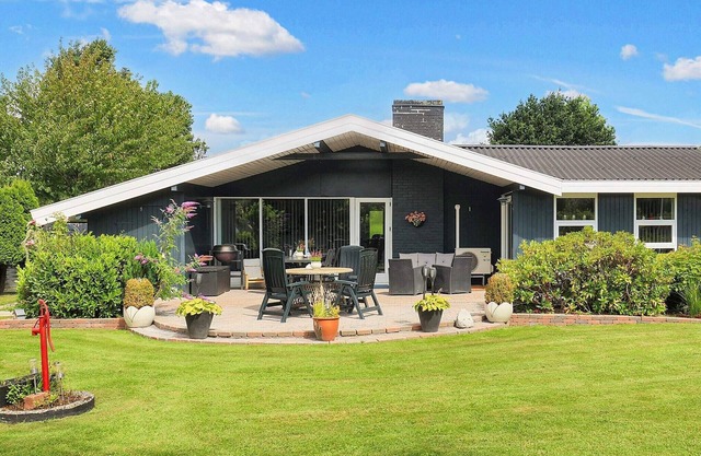 8 person holiday home in Væggerløse