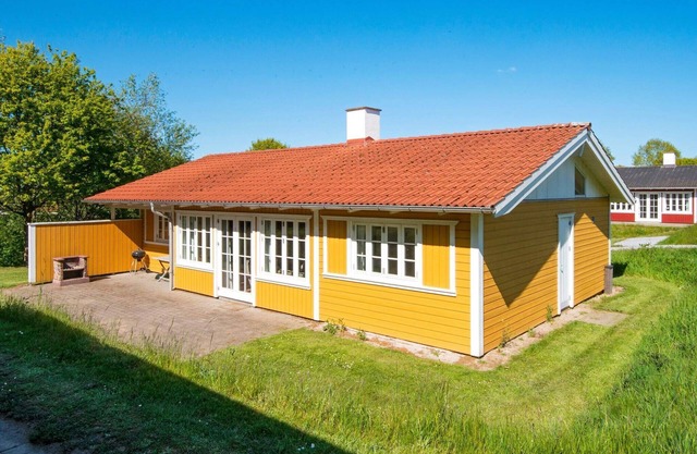 8 person holiday home in Aabenraa-By Traum