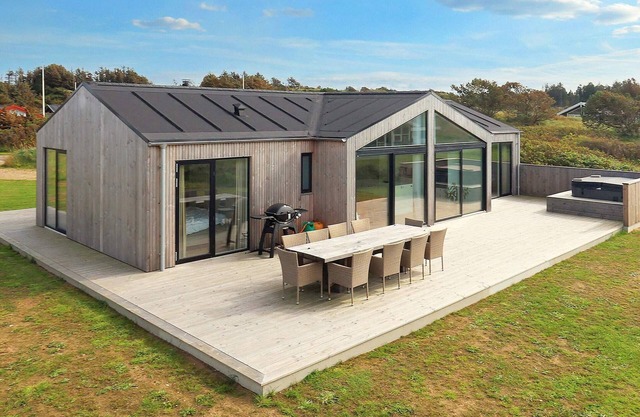 8 person holiday home in Hjørring-By Traum
