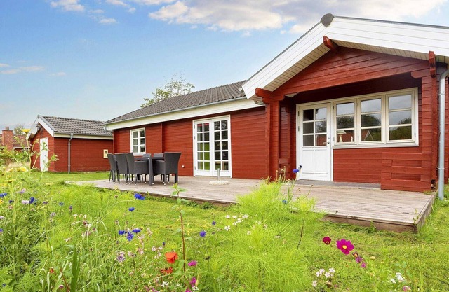 8 person holiday home in Vinderup