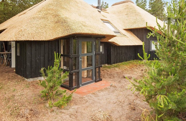 8 person holiday home in Blåvand-By Traum