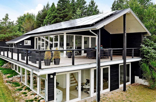 8 person holiday home in Brovst-By Traum