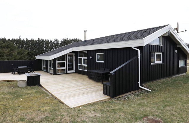 8 person holiday home in Løkken