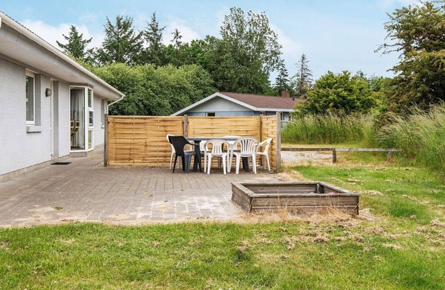 8 person holiday home in Oksbøl