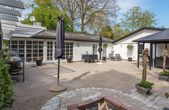 8 person holiday home in Strøby