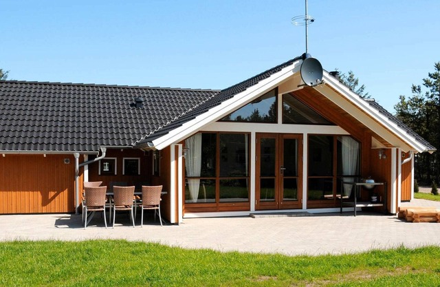 8 person holiday home in Ulfborg