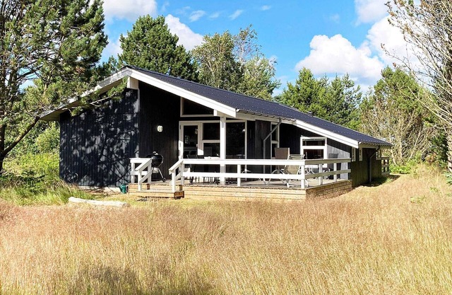 8 person holiday home in Ålbæk-By Traum