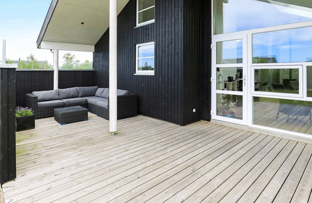 8 person holiday home in Brovst