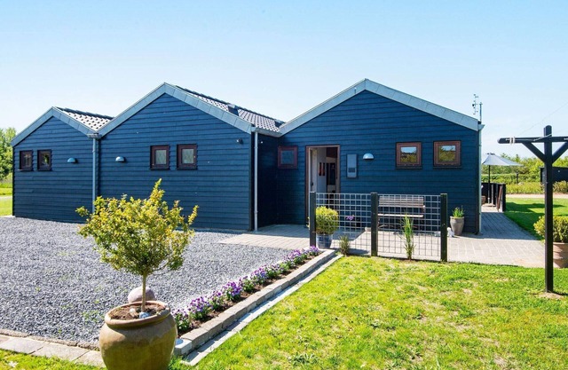 8 person holiday home in Hemmet