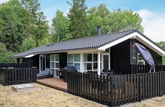 8 person holiday home in Hals-By Traum