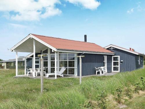 8 person holiday home in Løkken