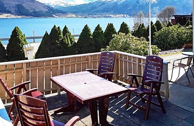 8 person holiday home in EIDSVÅG