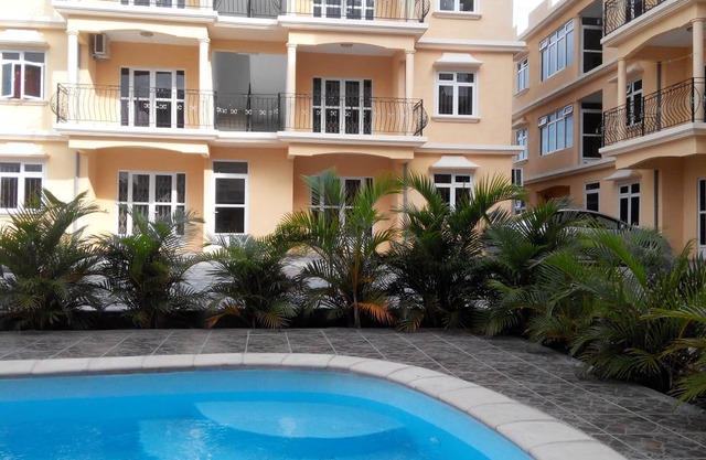 Pereybere Shared Enclosed Garden The Beach 