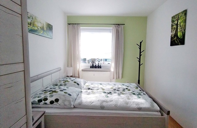 80 qm Moderne Wohnung mit Balkon und Garten im Herzen von Tirschenreuth
