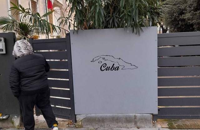 800 meters from the sea